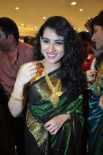 Archana at CMR Shopping Mall Launch on 28th September 2011 (119).jpg