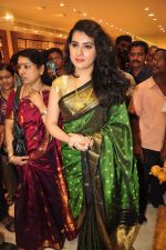 Archana at CMR Shopping Mall Launch on 28th September 2011 (126).jpg