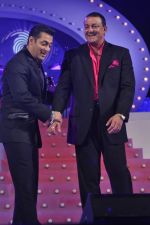 Salman Khan, Sanjay Dutt at Big Boss 5 Launch in Mehboob on 29th Sept 2011 (54).JPG