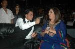Shahrukh Khan, Farah Khan at the Finale of Just Dance in Filmcity, Mumbai on 29th Sept 2011 (71).JPG