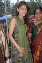 Sneha Ullal Launches Kuber Jewellery on 29th September 2011 (41).jpg