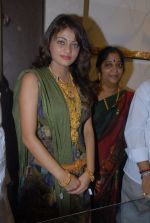 Sneha Ullal Launches Kuber Jewellery on 29th September 2011 (88).jpg