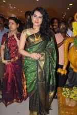 Archana at CMR Shopping Mall Launch on 28th September 2011 (85).JPG