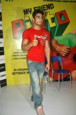 Prateik Babbar at My Friend Pinto promotions in Malad, Mumbai on 30th Sept 2011 (127).JPG