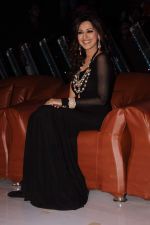 Sonali Bendre on the sets of India_s got talent in Filmcity, Mumbai on 30th Sept 2011 (16).JPG