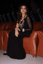 Sonali Bendre on the sets of India_s got talent in Filmcity, Mumbai on 30th Sept 2011 (18).JPG
