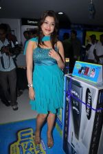 Payal Ghosh at Samsung Showroom on 1st October 2011 (19).JPG