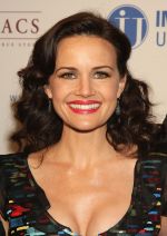 Carla Gugino arrives to the Premiere of _The Mighty Macs_ in Philadelphia on 14th October 2011 (5).jpg