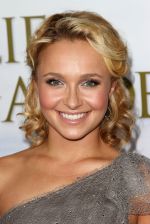 Hayden Panettiere arrives to the LA premiere of _Fireflies in the Garden_ in Pacific Theatre at The Grove on October 12, 2011 (2).jpg