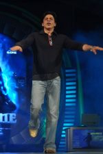 Shahrukh Khan at Ra.One Promotions in Bandra, Mumbai on 14th Oct 2011 (26).JPG