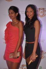 Shamita Singha at Anand Ranwat jewellery collection launch in Trident on 15th Oct 2011 (50).JPG