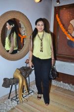 poonam dhillon at Nimmu Panjabi_s festive collection launch in Mumbai on 18th Oct 2011 (2).JPG