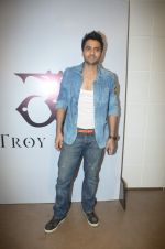 Jacky Bhagnani at Troy Costa store launch in Mumbai on 19th Oct 2011 (100).JPG