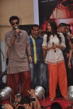 Ranbir Kapoor and Nargis Fakri promote Rockstar in MMK College on 19th Oct 2011 (23).JPG