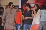 Ranbir Kapoor and Nargis Fakri promote Rockstar in MMK College on 19th Oct 2011 (39).JPG