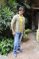 Vivek Oberoi at Country Club_s new year_s bash press meet in Andheri, Mumbai on 19th Oct 2011 (68).JPG
