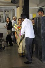 Asha Bhosle spotted at airport on 21st Oct 2011 (2).JPG
