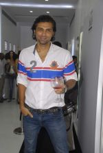 Chetan Hansraj at SAKS store launch in Bandra, Mumbai on 21st Oct 2011 (65).JPG