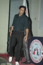 Akshay Kumar at Karate event in Andheri Sports Complex on 22nd Oct 2011 (39).JPG