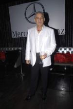 Dalip Tahil at Mercedes Benz hosts fashion event with Zayed Khan and DJ Aqeel in Hype on 23rd Oct 2011 (58).jpg