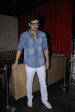 Zayed Khan at Mercedes Benz hosts fashion event with Zayed Khan and DJ Aqeel in Hype on 23rd Oct 2011 (61).jpg