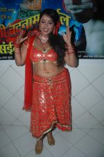 at Munni Badam Bhail Bhojpuri movie event in Andheri, Mumbai on 24th Oct 2011 (39).JPG