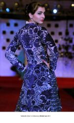 Model walk the ramp for Siddharth Tytler Show at Bridal Asia 2011 on 27th Sept 2011 (13).jpg