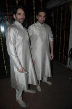Luv Sinha, Kush Sinha at Jeetendra and Ekta Kapor_s Diwali bash in Juhu, Mumbai on 27th Oct 2011 (141).JPG