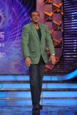 Sanjay Dutt on the sets of Big Boss 5 in Lonavala, Mumbai on 29th Oct 2011 (72).JPG
