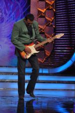 Sanjay Dutt on the sets of Big Boss 5 in Lonavala, Mumbai on 29th Oct 2011 (78).JPG