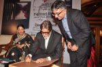 Amitabh Bachchan, Deepti Naval at the launch of Deepti Naval_s book in Taj Land_s End on 30th Oct 2011 (70).JPG