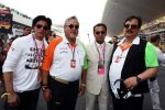 Shahrukh Khan at F1 India in Mumbai on 30th Oct 2011 (27).jpg