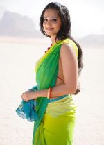 Anushka in a song shoot (37).jpg