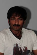 Gopichand attends Red FM promoting Mogudu movie on 28th October 2011 (12).jpg