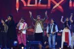 Ranbir Kapoor, A R Rahman, Monica Dogra at Rockstars concert in Bhavans Ground on 1st Nov 2011 (127).JPG