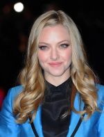 Amanda Seyfried attends _In Time_ UK Premiere in Curzon Mayfair on October 31, 2011 (4).jpg
