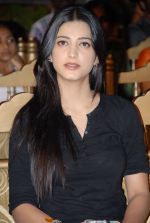 Shruti Hassan attends Oh My Friend Movie Triple Platinum Disc Function on 5th November 2011 (5).JPG