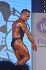 at Mr Universe contest in Andheri Sports Complex on 6th Nov 2011 (9).JPG