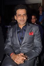Manoj Bajpai at Society Interior Awards in Taj Land_s End on 12th Nov 2011 (15).JPG