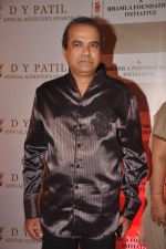 Suresh Wadkar at DY Patil Awards in Aurus on 13th Nov 2011 (50).JPG