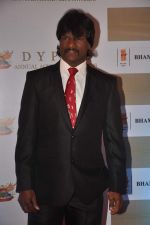 at DY Patil Awards in Aurus on 13th Nov 2011 (23).JPG