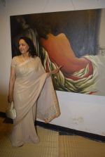 Hema Malini at Sudip Roy_s art exhibition in Jehangir on 14th Nov 2011 (6).JPG