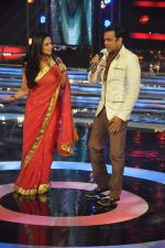 Sumeet Raghavan, Mona Singh on the sets of Star Ya Rockstar in Famous on 15th Nov 2011 (53).JPG