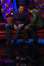 Sanjay Dutt on the sets of Big Boss 5 on 18th Nov 2011 (35).JPG