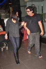 Preity Zinta snapped at the airport on 19th Nov 2011 (1).JPG