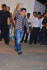 Aamir Khan at Boman Irani_s son wedding reception on 20th Nov 2011 (2).JPG