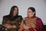 Shabana Azmi at Javed Siddiqios Roshandan book launch in SP Jain on 20th Nov 2011 (18).JPG