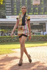 at Dirty picture race followed by Sabah Khan show for Gitanjali in Race Course on 20th Nov 2011 (348).JPG