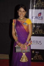 at Golden Petal Awards in Filmcity, Mumbai on 21st Nov 2011 (61).JPG