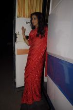 Vidya Balan on the sets of Bade Achhe Lagte Hai in Filmcity, Mumbai on 23rd Nov 2011 (28).JPG